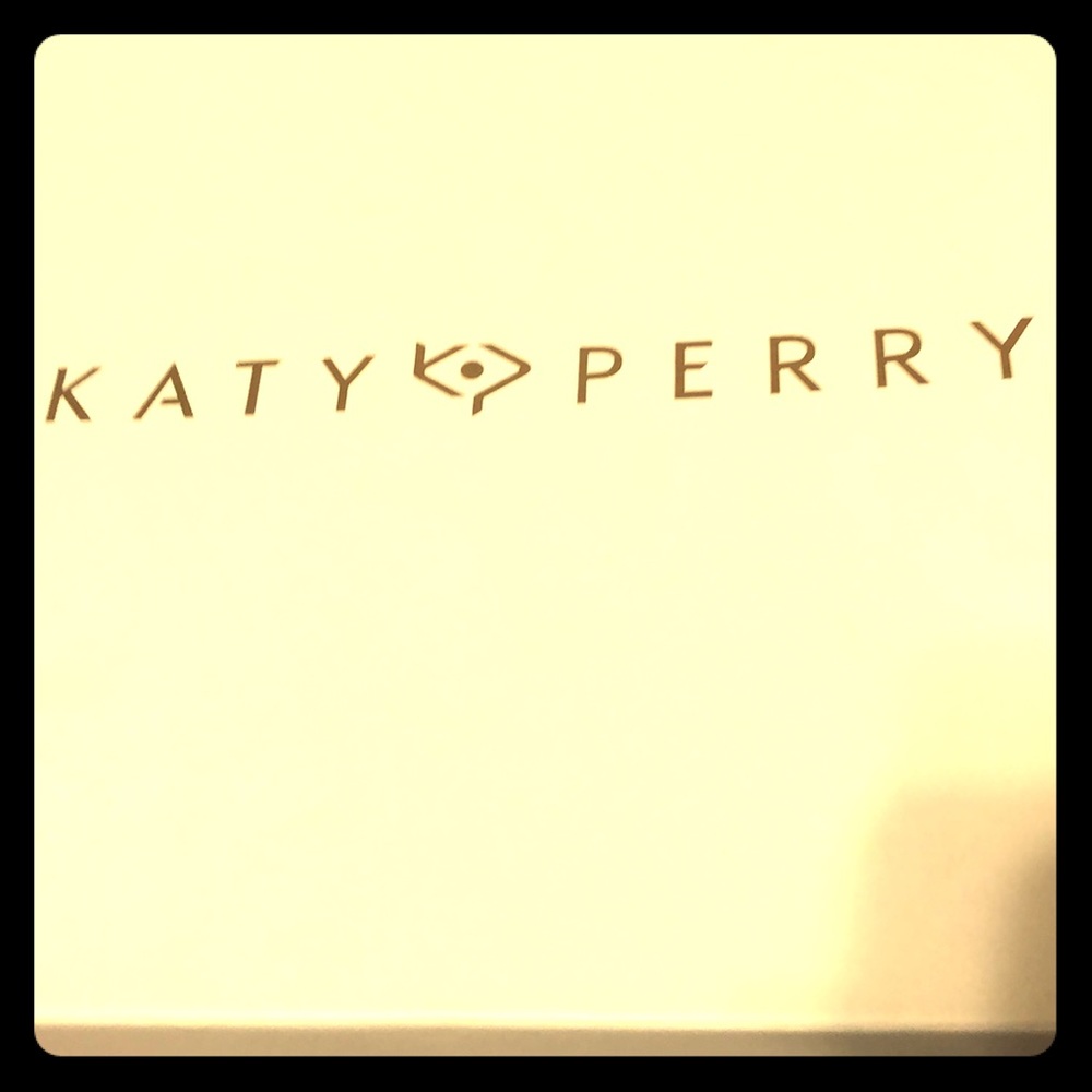 Black Katy Perry shoe size 8M